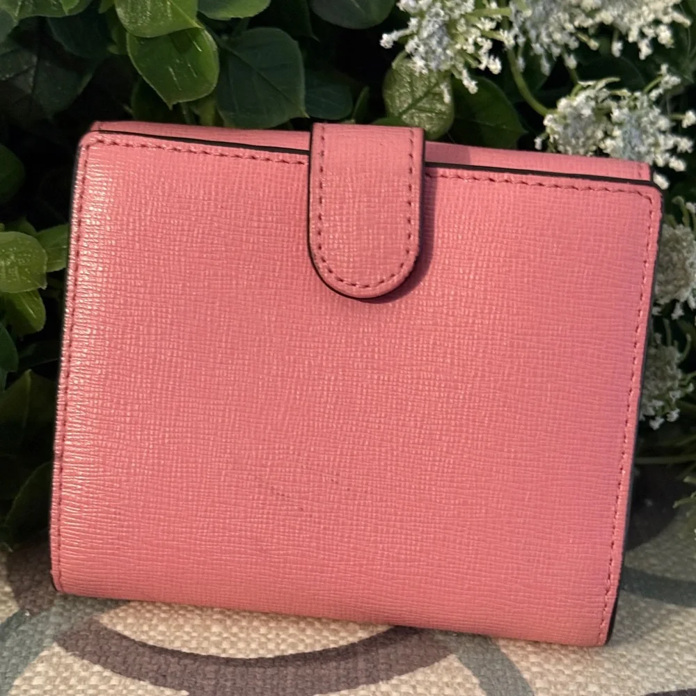 Furla Babylon S Compact Wallet – Blush Pink Textured Leather
